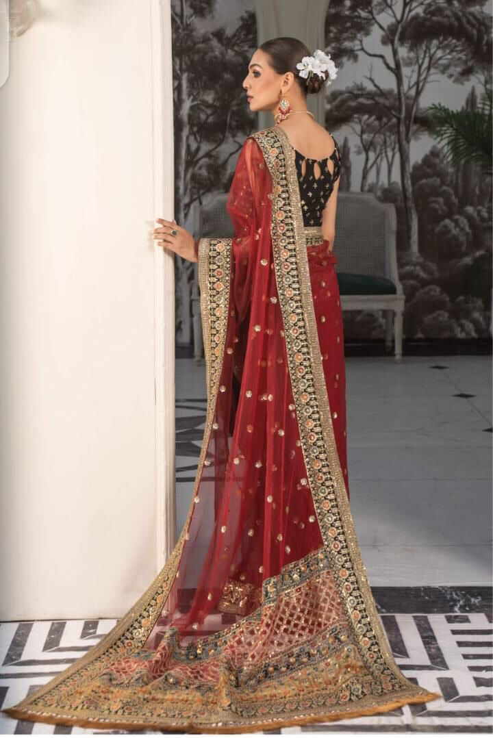 Caspara saree