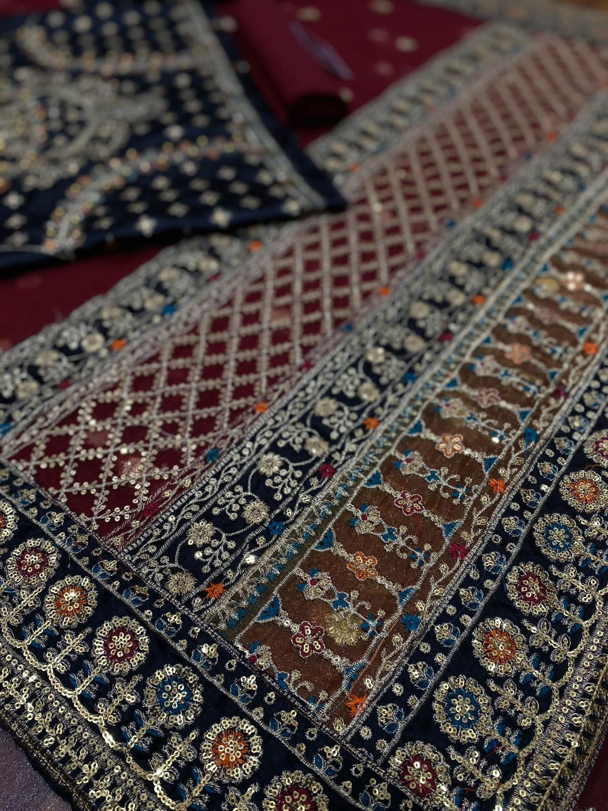 Caspara saree