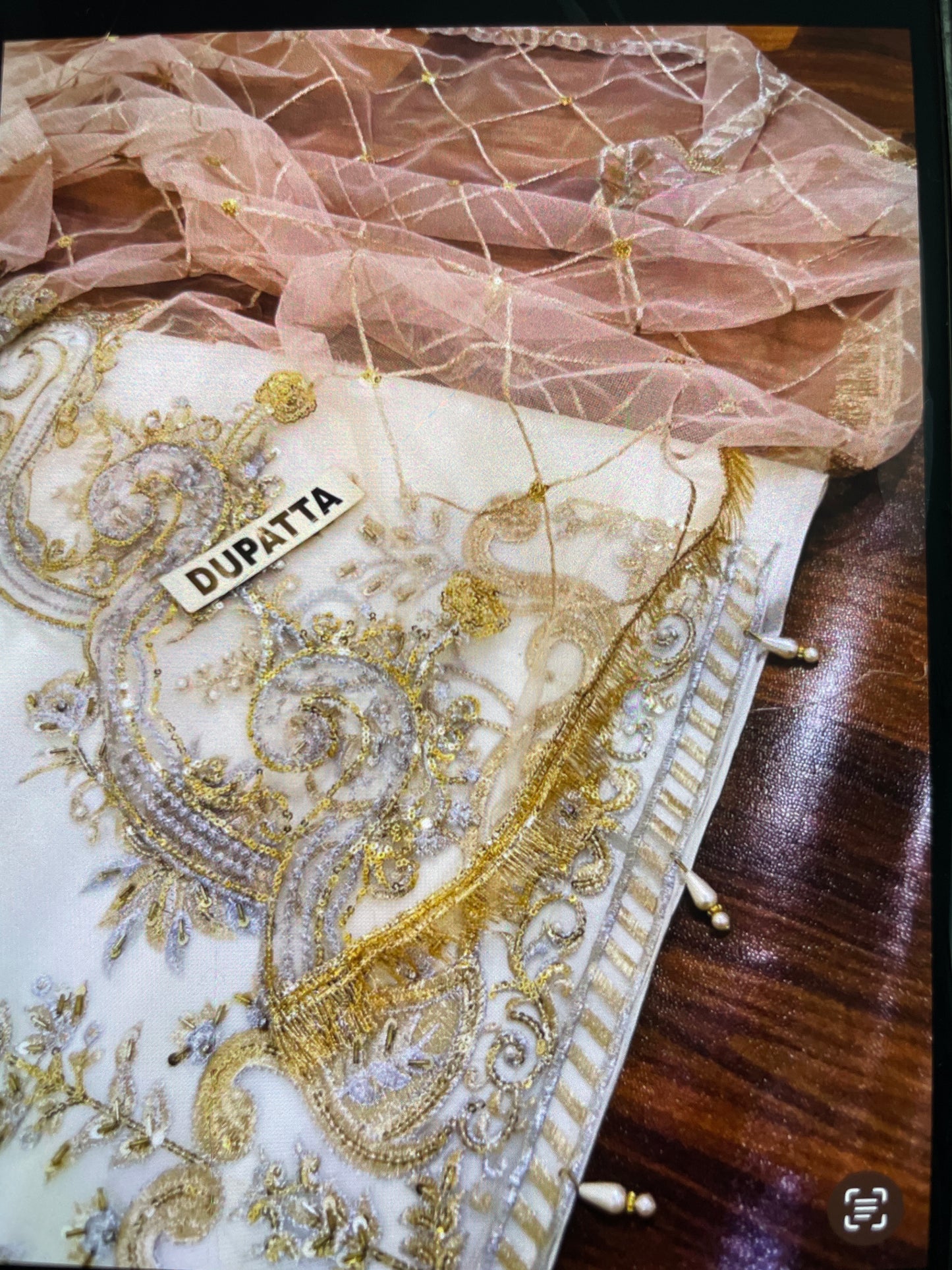 Stiched Organza lehnga