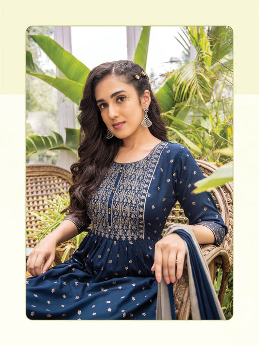 3 piece suit in blue color